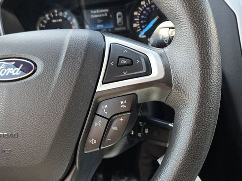 Used 2016 Ford Fusion SE FWD image 27