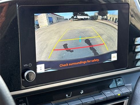 Certified 2025 Toyota Camry LE image 23