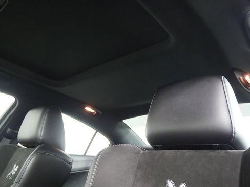 Used 2022 Dodge Charger Scat Pack w/ Dynamics Package image 10