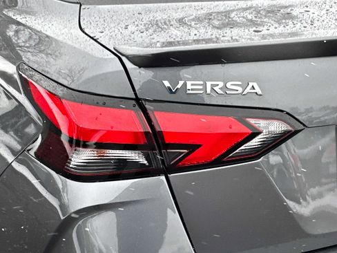 New 2025 Nissan Versa SR w/ Trunk Package image 14