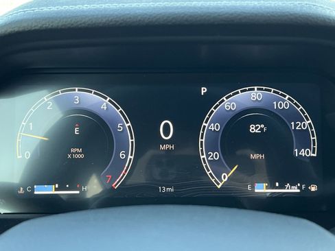 New 2025 Jeep Grand Cherokee Limited w/ Luxury Tech Group II image 12