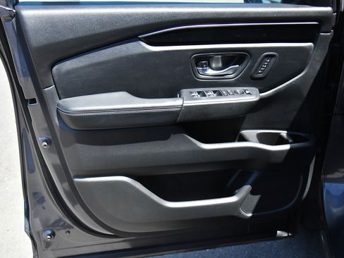 Used 2024 Honda Pilot EX-L image 14