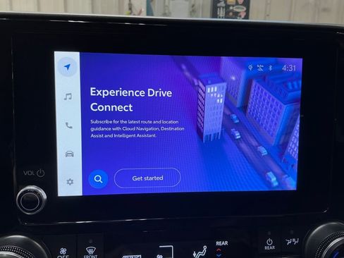 Certified 2025 Toyota Highlander XLE image 22