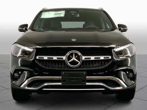 New 2025 Mercedes-Benz GLA 250 4MATIC image 3