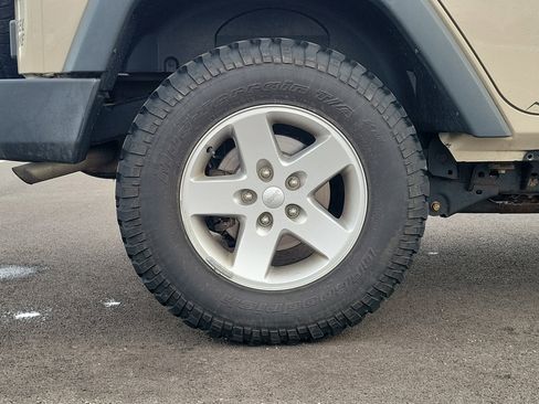 Used 2016 Jeep Wrangler Unlimited Sport w/ Quick Order Package 24S image 5