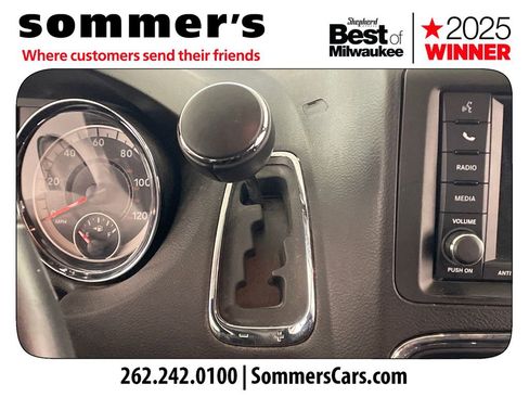 Used 2018 Dodge Grand Caravan SE image 21