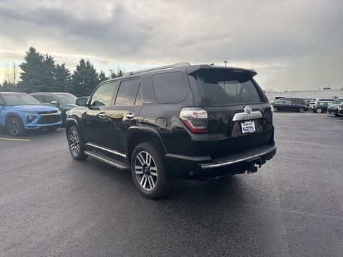 Used 2023 Toyota 4Runner Limited image 4