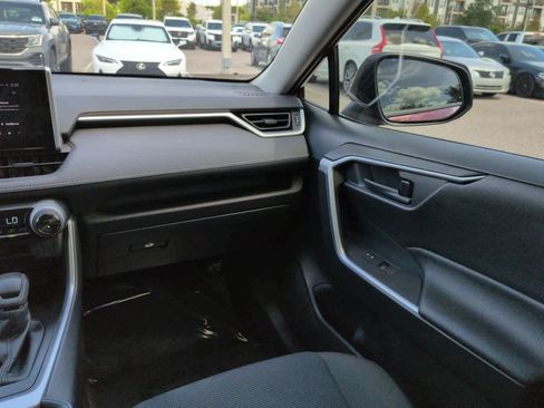 Certified 2025 Toyota RAV4 LE AWD/4WD image 16