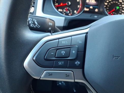 Used 2021 Volkswagen Atlas Cross Sport SE image 20