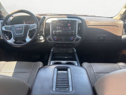 Used 2016 GMC Sierra 1500 SLT w/ Enhanced Driver Alert Package AWD/4WD image 10