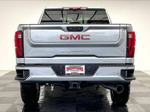 New 2026 GMC Sierra 2500 Denali w/ Denali Reserve Package image 3