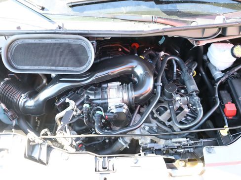 Used 2022 Ford Transit 250 Base image 17