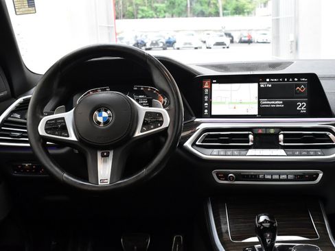 Used 2023 BMW X5 xDrive40i w/ M Sport Package AWD/4WD image 23