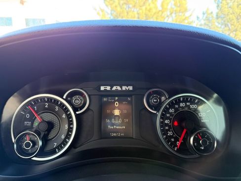Used 2023 RAM 2500 Big Horn w/ Level 1 Equipment Group AWD/4WD image 33