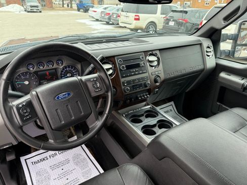 Used 2012 Ford F250 Lariat w/ Chrome Pkg image 10