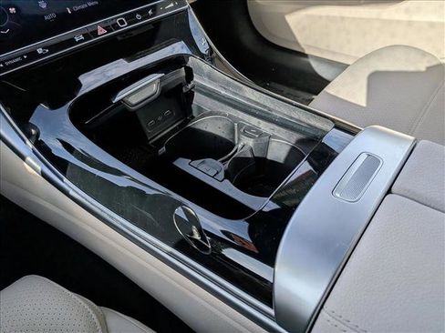 Certified 2025 Mercedes-Benz C 300 4MATIC Sedan image 12