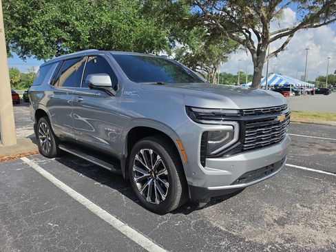 Used 2025 Chevrolet Tahoe High Country AWD/4WD image 1