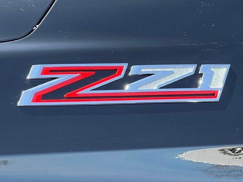 Used 2021 Chevrolet Tahoe Z71 w/ Z71 Signature Package AWD/4WD image 2