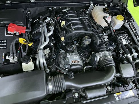 Used 2023 Jeep Gladiator Sport image 29