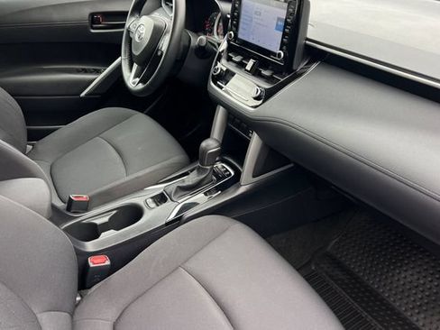 Used 2022 Toyota Corolla Cross LE w/ Black Badges Package (TMS) FWD image 19