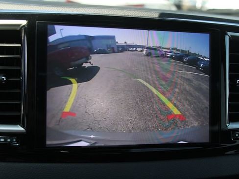 Used 2025 Chrysler Pacifica Select FWD image 21