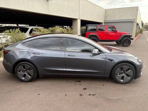 Used 2022 Tesla Model 3 Long Range AWD/4WD image 4