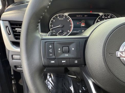 Certified 2024 Nissan Rogue SV w/ SV Premium Package image 29