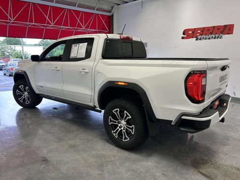 Used 2025 GMC Canyon AT4 AWD/4WD image 6