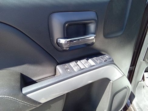 Used 2018 Chevrolet Silverado 1500 LT w/ All Star Edition image 12