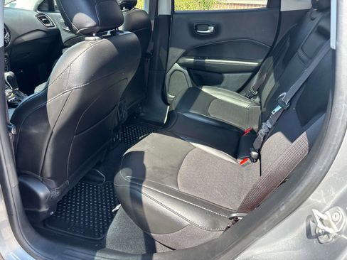 Used 2020 Jeep Compass Latitude image 8