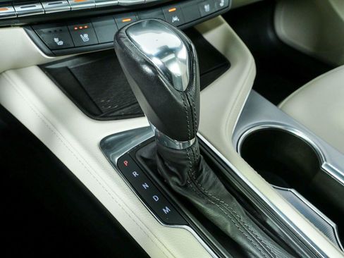 Used 2021 Cadillac CT4 Premium Luxury RWD image 17
