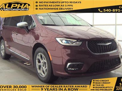 Used 2023 Chrysler Pacifica Limited