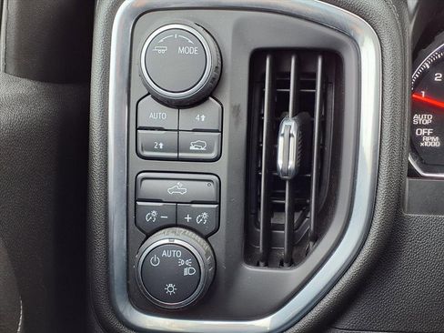 Used 2021 Chevrolet Silverado 1500 LT image 27