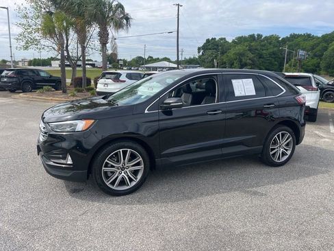 Used 2024 Ford Edge Titanium w/ Equipment Group 301A AWD/4WD image 3