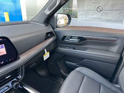 New 2026 Chevrolet Tahoe Z71 w/ Z71 Off-Road Package image 48