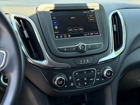 Certified 2024 Chevrolet Equinox LT FWD image 19