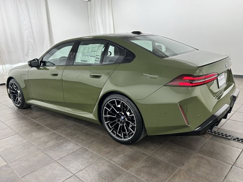 New 2026 BMW M5 w/ Executive Package image 4