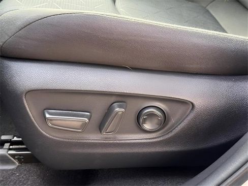 Used 2021 Toyota RAV4 XLE image 15