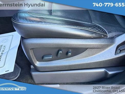Used 2017 Chevrolet Tahoe Premier AWD/4WD image 16