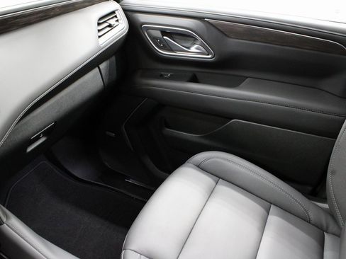 Used 2024 Chevrolet Tahoe Z71 image 28