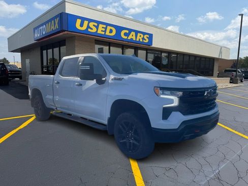 Used 2025 Chevrolet Silverado 1500 LT Trail Boss w/ Convenience Package II AWD/4WD image 4