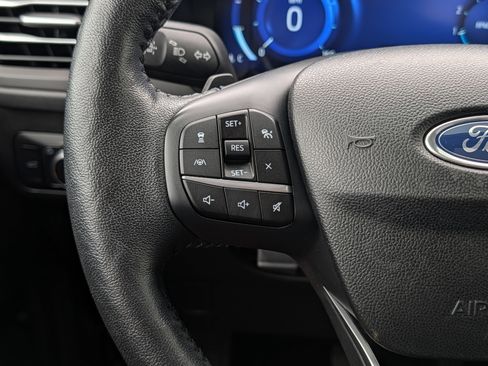 Used 2020 Ford Escape Titanium AWD/4WD image 27