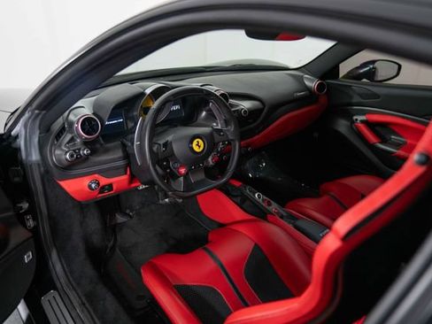 Used 2020 Ferrari F8 Tributo RWD image 18