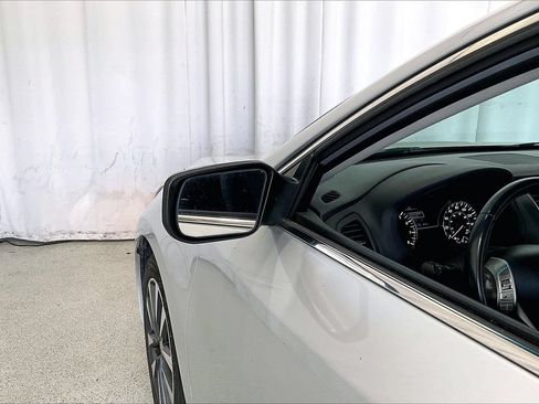 Used 2017 Nissan Altima 2.5 SV FWD image 10