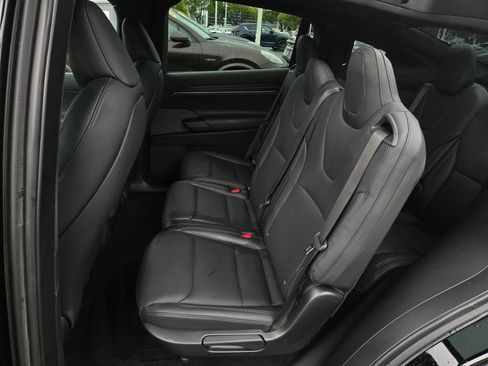 Used 2023 Tesla Model X AWD/4WD image 13