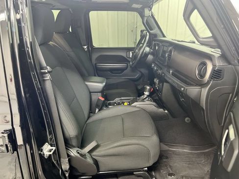 Used 2021 Jeep Wrangler Unlimited Sport AWD/4WD image 21