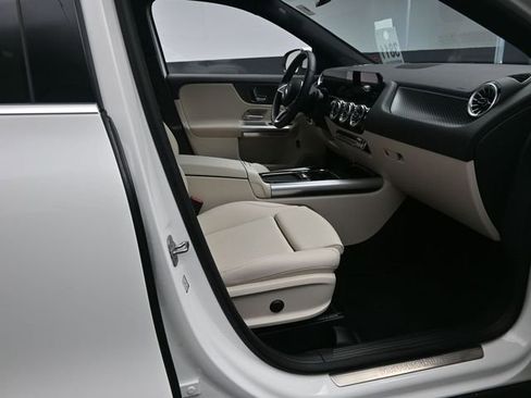 Used 2025 Mercedes-Benz GLA 250 GLA 250 image 28