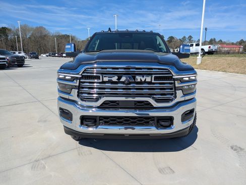 New 2026 RAM 2500 Limited AWD/4WD image 2