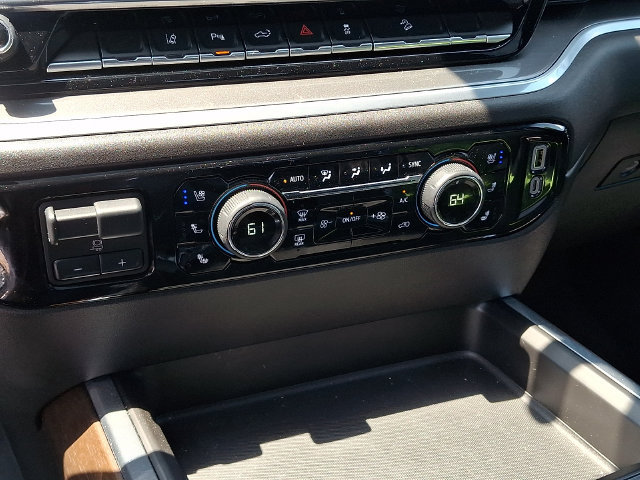 Used 2024 Chevrolet Silverado 2500 High Country w/ High Country Premium Package AWD/4WD image 12
