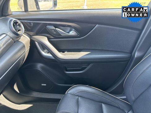 Used 2021 Chevrolet Blazer Premier image 26